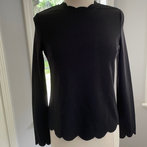 SHEIN Tops - Shein Scalloped Edge Black Long Sleeve Top EUC
